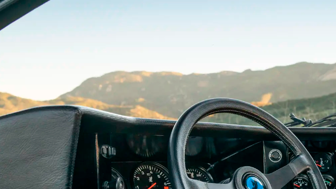 Isdera Imperatori 108i Serie 2 tiene un diseño minimalista.