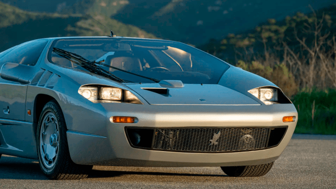 Isdera Imperatori 108i Serie 2 solamente tuvo 13 unidades.