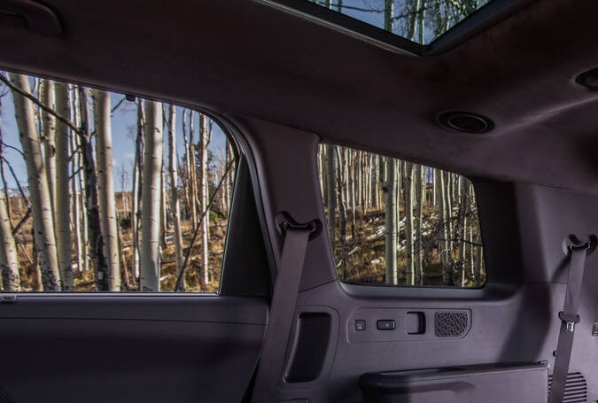 Kia Telluride HEV 2027 tiene buen espacio para carga.