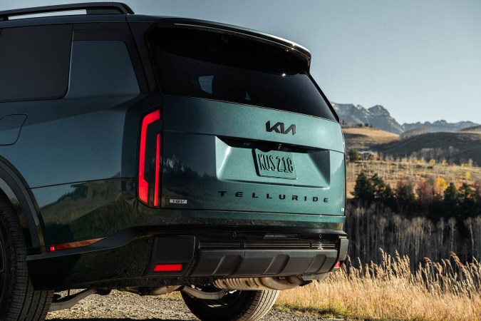 Kia Telluride HEV 2027 tiene gran ahorro de combustible.