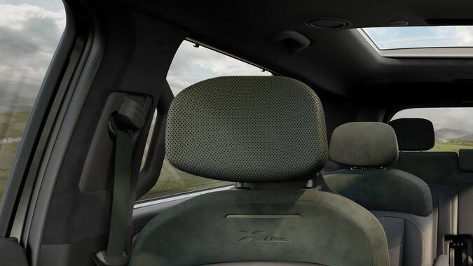 Kia Telluride HEV 2027 tiene tres filas de asientos.