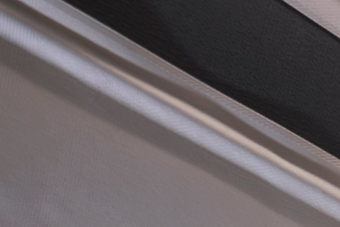 Mercedes-Benz Marco Polo 2027 tiene una cama amplia.