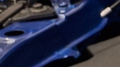 La sala de máquinas de Subaru BRZ que muestra el motor Subaru Boxer, foto de cerca del motor Subaru