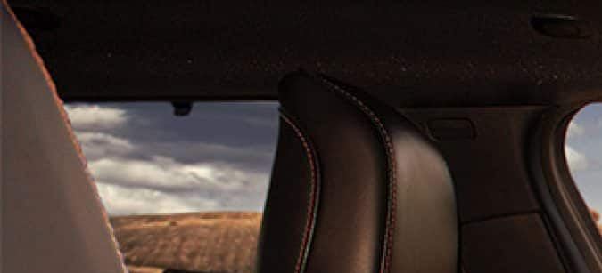 Jeep Grand Cherokee 2026 tiene un interior amplio.