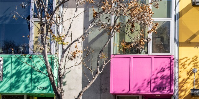 2022 Ford Maverick Hybrid XLT en azul, pickup compacta híbrida con eficiencia y diseño moderno para uso urbano.