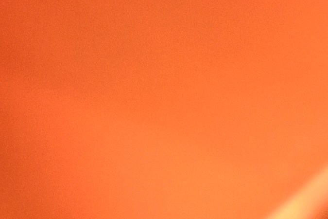 BMW R 1300 R Superhooligan tiene varios elementos de competición.