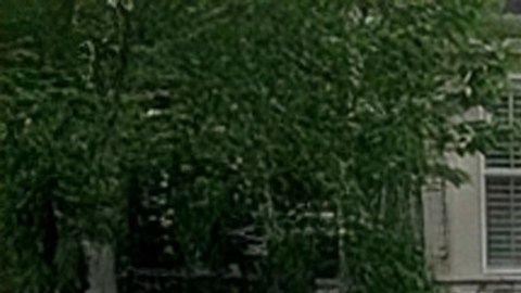 Chrysler Pacifica 2027 tiene nuevo diseño en la parrilla.