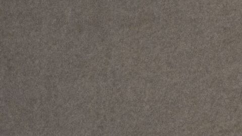 Vista frontal Volvo EX30 modelo 2027, faros LED modernos y parrilla iluminada en SUV eléctrico subcompacto de lujo.