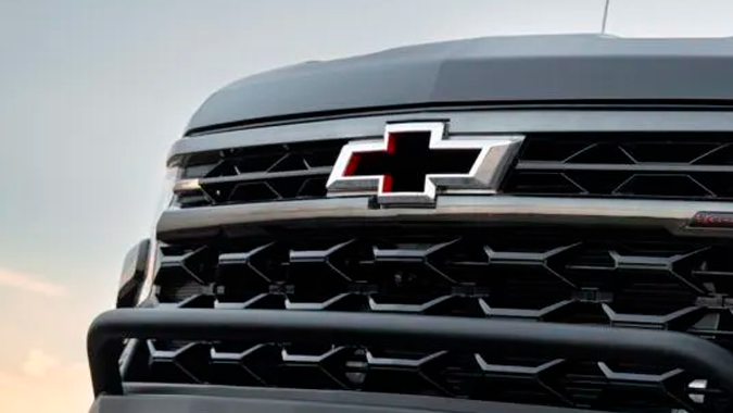 Hennessey Goliath 700 ZR2 añade luces led externas.