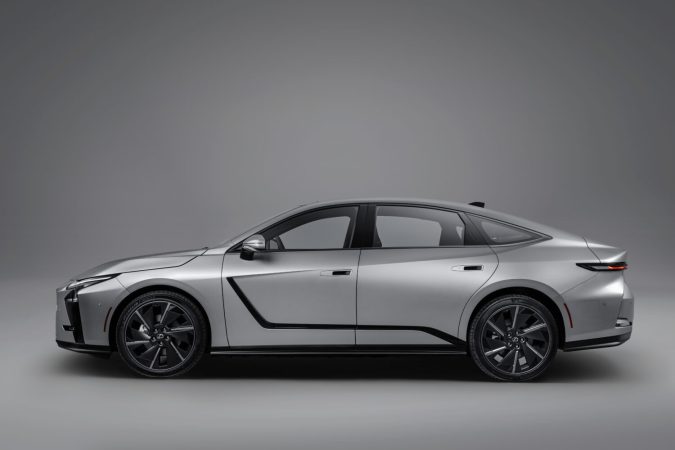 Lexus ES500e 2026 EV