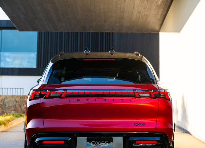 Infiniti QX65 2027 tiene un diseño innovador.