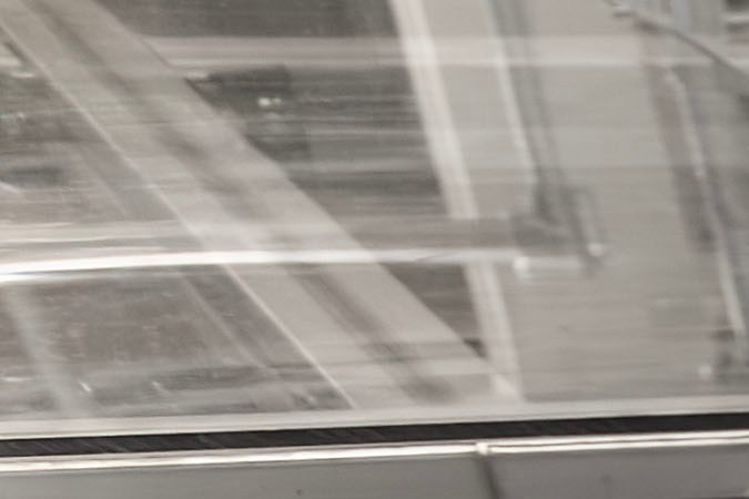 Robot humanoide AEON para BMW busca ahorrar tiempo en tareas.