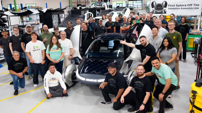 Vehículo solar Aptera logra su primer auto para validación.