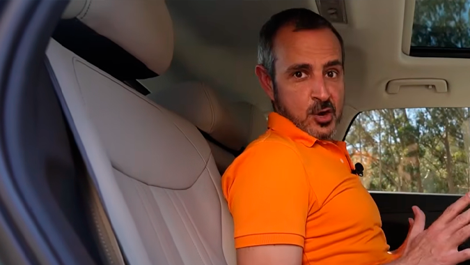 Audi Q3 2026.tiene un espacio trasero aceptable.