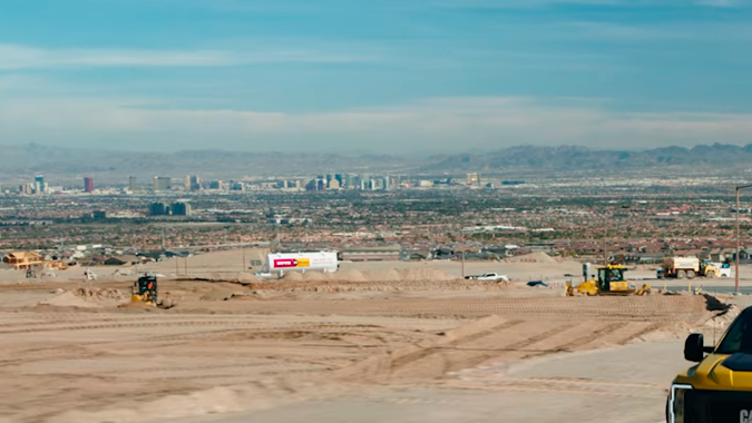 Caterpillar Cat Truck Concept pudiera estar basado en una Ford Super Duty.