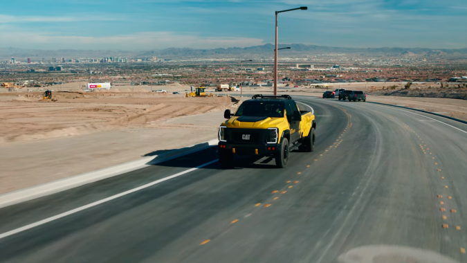Caterpillar Cat Truck Concept pudiera estar basado en una Ford Super Duty.