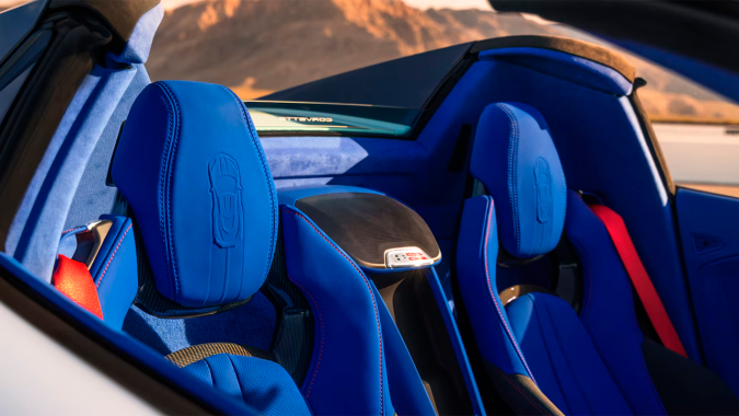 Chevrolet Corvette Grand Sport 2027. tiene acabados exclusivos.