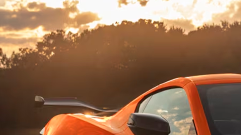 Chevrolet Corvette Z06 es una de las versiones más potentes.
