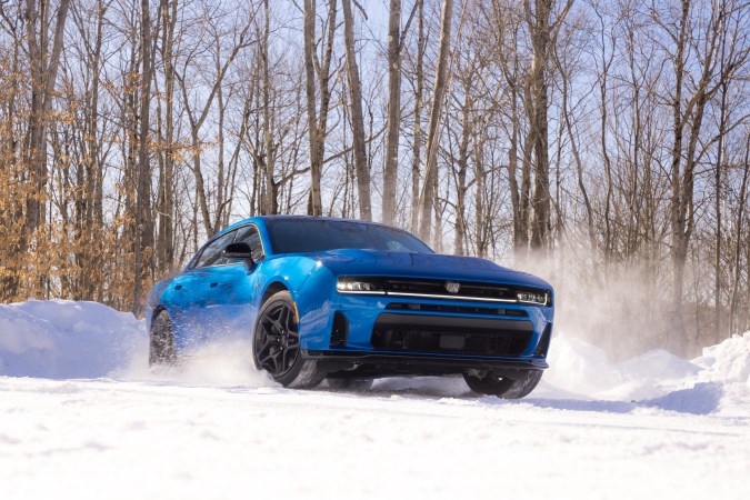 Dodge Charger R/T 2026 tiene modo nieve.