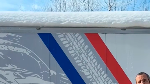 Dodge Charger R/T es la versión de entrada.