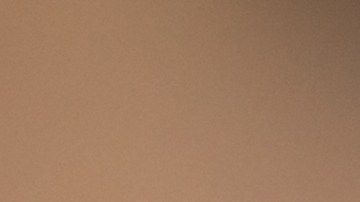 Los agentes inmobiliarios están vendiendo clientes inmobiliarios y ofreciendo a los compradores de condominios inversiones en alquiler a largo plazo ayudan a reducir las cuotas de pago de cargas. Comercio de bienes de inversión alquiler a largo plazo