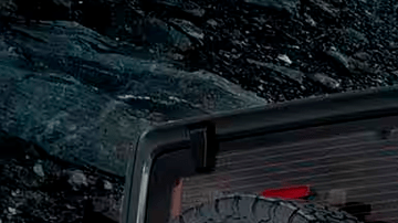 Jeep Wrangler Rockslide 2026 conserva las habilidades todoterreno.