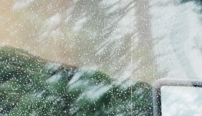 Jeep Wrangler Rockslide 2026 tiene un interior cómodo.