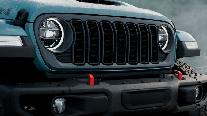 Jeep Wrangler Rockslide 2026 mantiene la esencia de la marca.