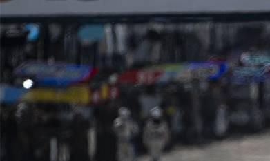 Temerario GT3 en Sebring, grupo de autos GT3 en pista bacheada.