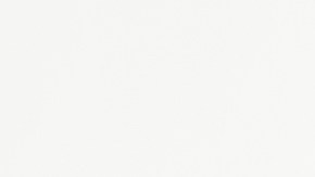 Un hombre de negocios y un cliente completan un Acuerdo firmando documentos para el seguro de automóvil, préstamo o alquiler, simbolizando finanzas, contratos, pólizas, inversiones, compras, trámites legales y propiedad segura