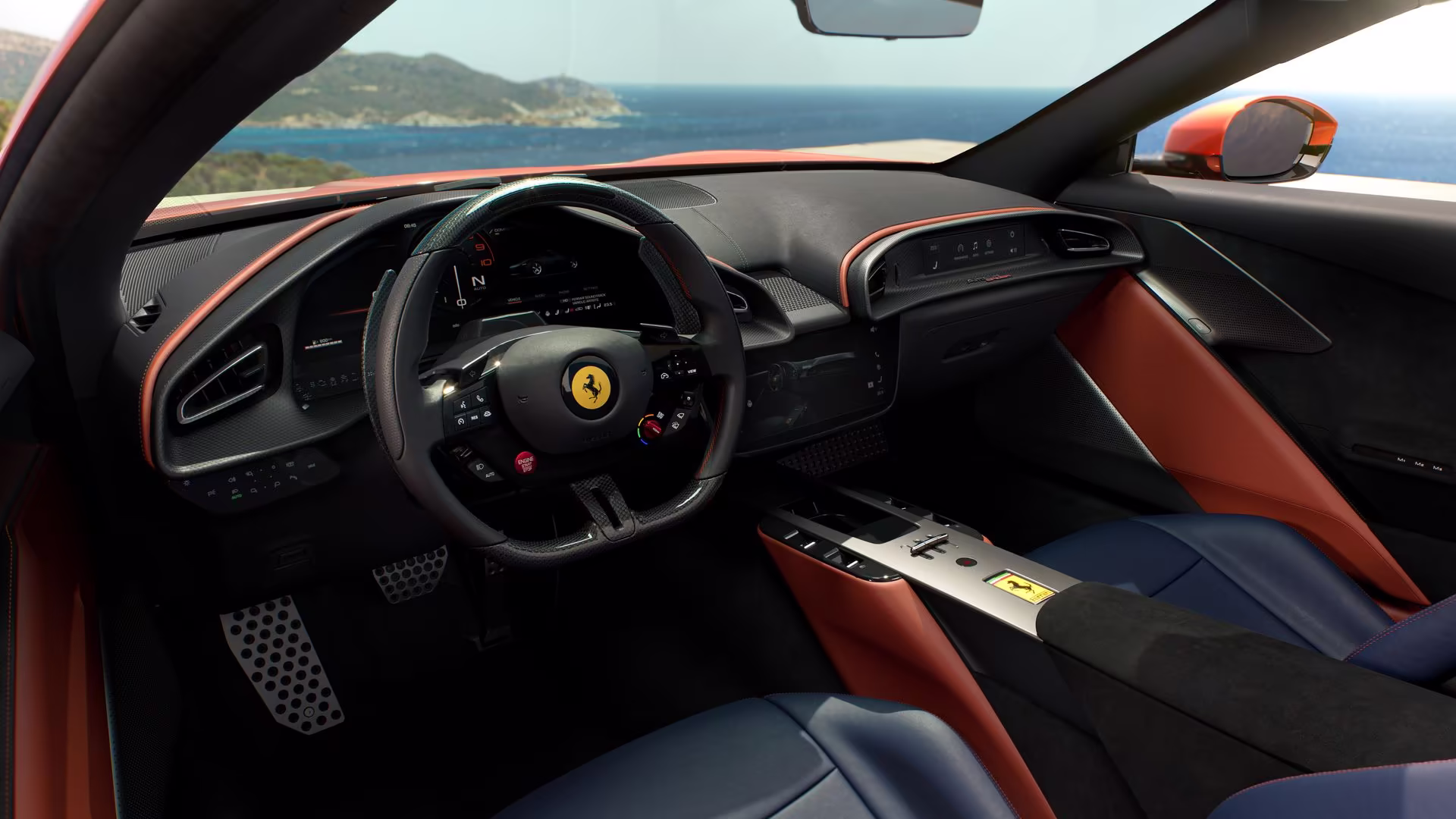 Interior Ferrari Amalfi Spider con volante avanzado y vistas panorámicas al mar. Diseño deportivo premium.