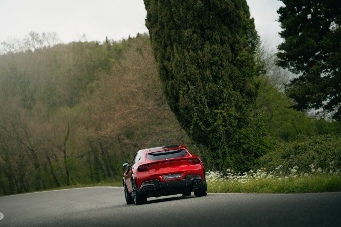 Ferrari Purosangue Handling Speciale ofrece más diversión al conducir