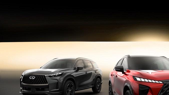 Infiniti presenta su nueva gama de SUV premium con diseño futurista en imagen promocional de showroom automotriz.
