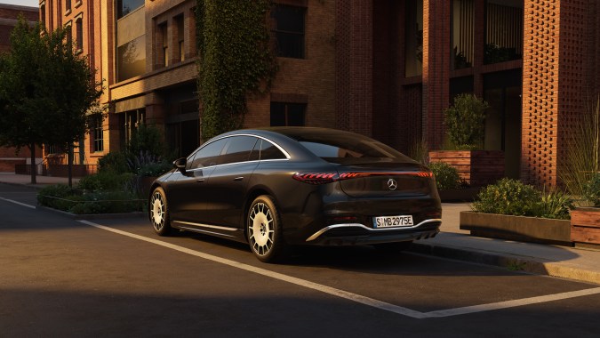 Mercedes-Benz EQS 2027 ofrece más capacidades de rendimiento y tecnología