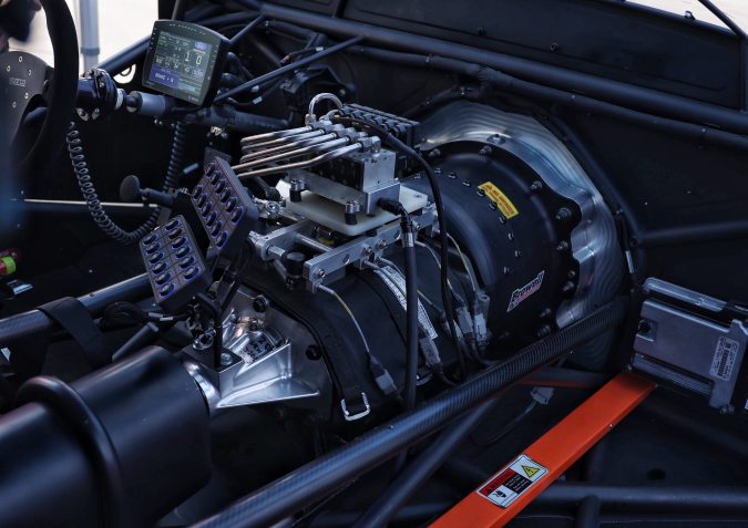 Ford Mustang Cobra Jet 2200 se convierte en el eléctrico más rápido del mundo