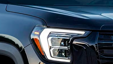 GMC desarrolla versiones más premium.