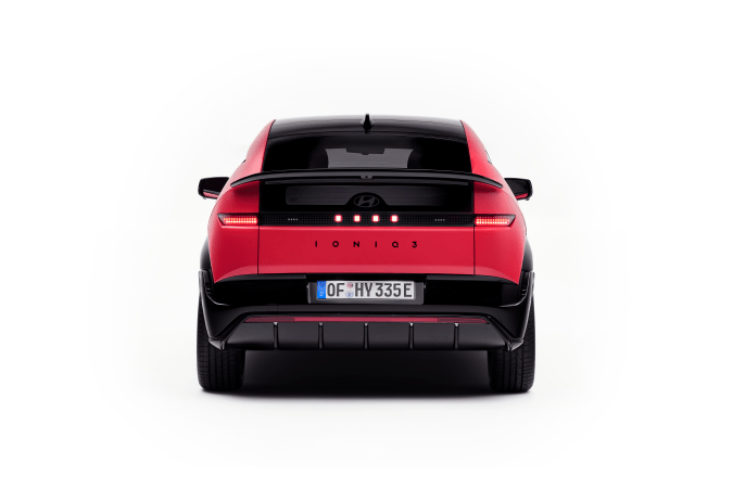 Hyundai IONIQ 3 llega para revolucionar la movilidad en las ciudades