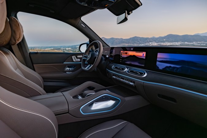 Mercedes-Benz GLS 2027: el SUV de lujo que combina tecnología y confort