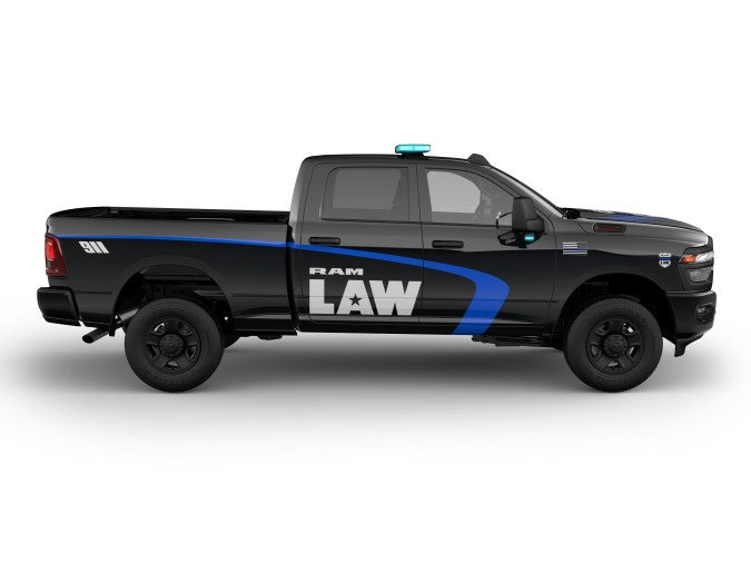 Ram 2500 ERV 2027 está lista para persecuciones policiales