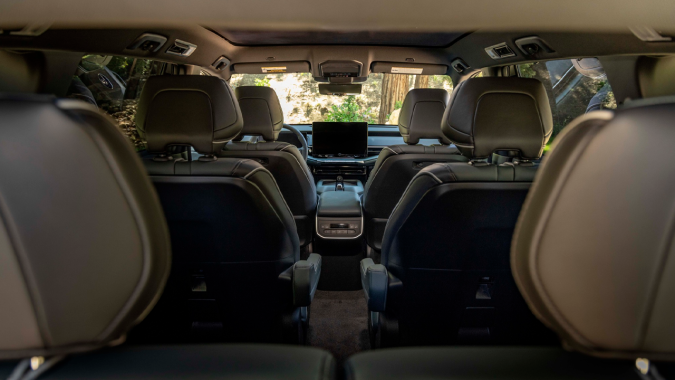 Subaru Getaway 2027 tiene espacio para siete personas.