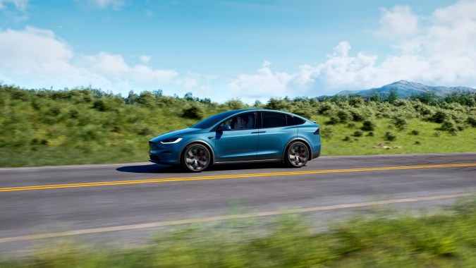 Tesla Model X.