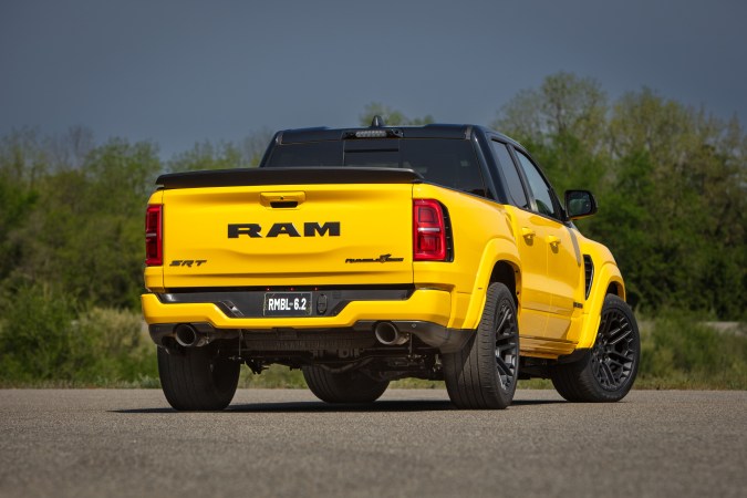 Ram 1500 Rumble Bee SRT 2027 busca ser el rey del asfalto