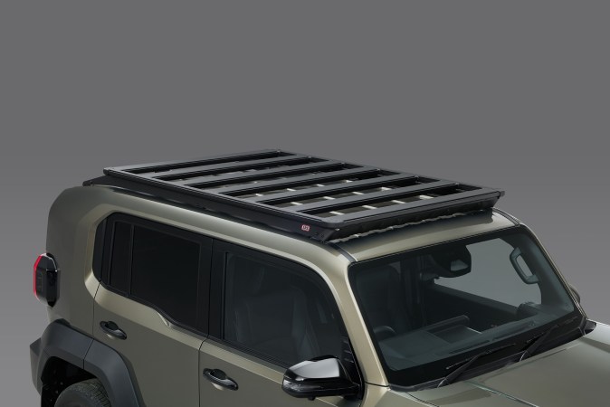 Toyota comenzó la venta en Japón del nuevo Land Cruiser FJ, un SUV compacto con auténticas capacidades todoterreno, aunque no se sabe si llegará a EE.UU.