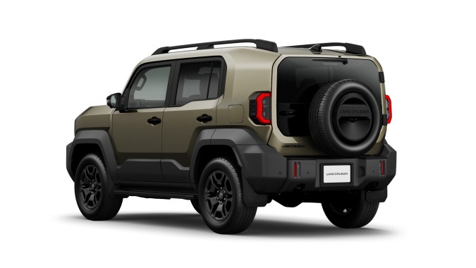 Toyota comenzó la venta en Japón del nuevo Land Cruiser FJ, un SUV compacto con auténticas capacidades todoterreno, aunque no se sabe si llegará a EE.UU.