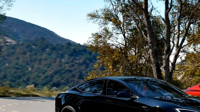 El fin del vehículo que transformó la movilidad eléctrica: Model S
