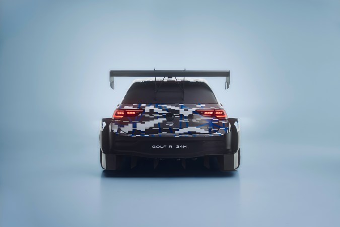 Volkswagen celebra el 25 aniversario de la línea R con un modelo para pista