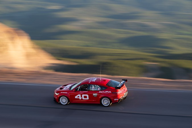 Acura busca conquistar el Pikes Peak 2026 con el Integra Type S DE5