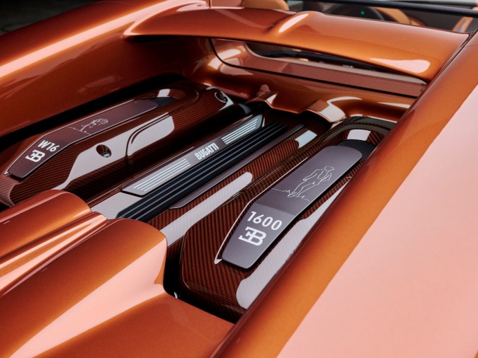El Principito retorna inspirado en el Bugatti W16 Mistral
