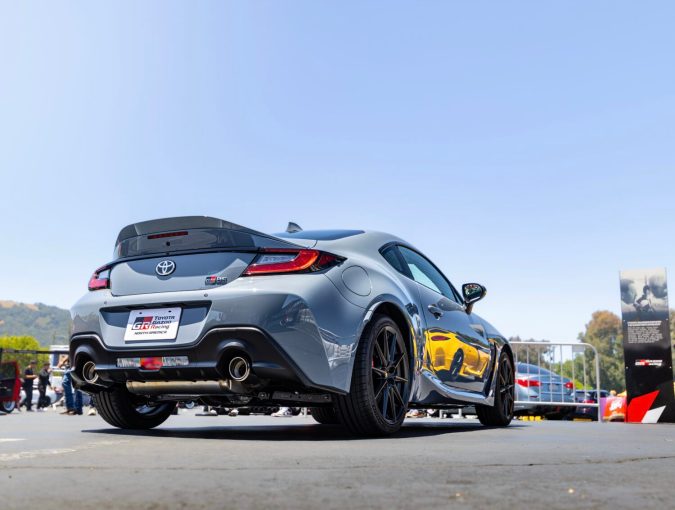 Toyota GR86 2027 llega con mejoras para conquistar el asfalto