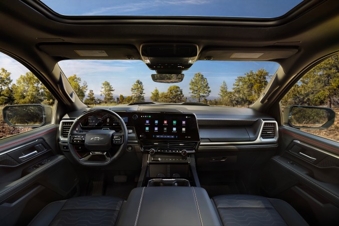 Chevrolet Silverado 1500 2027 se fortalece en todas sus características